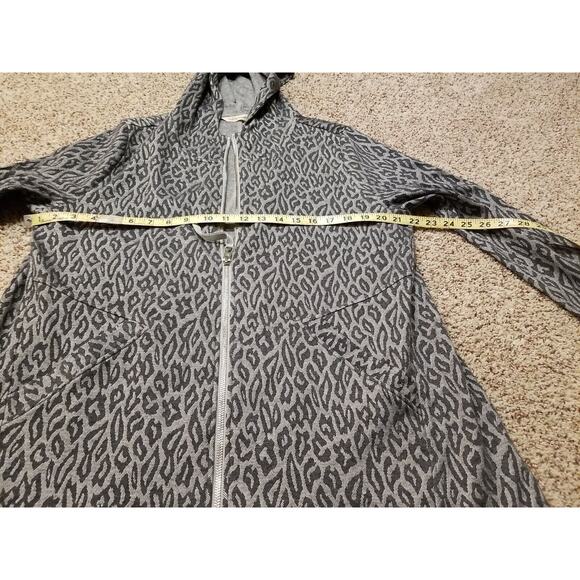 Soft Surroundings Women's Large Lyra Jacket w/ Hood Gray Animal Leopard Print - Picture 10 of 11